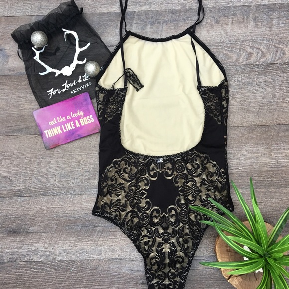 FOR LOVE & LEMONS BODYSUIT - Picture 3 of 8